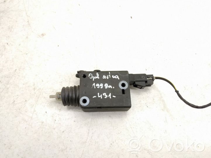 BMW 5 E34 Fuel tank cap lock 