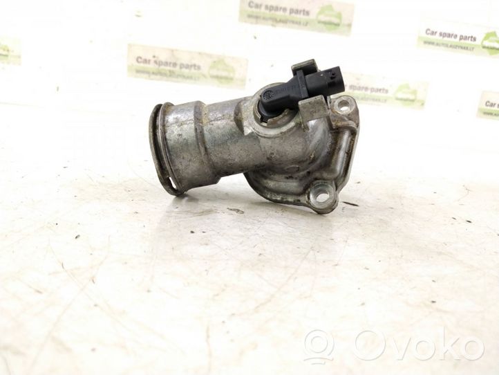 Mercedes-Benz E C207 W207 Thermostat/thermostat housing 