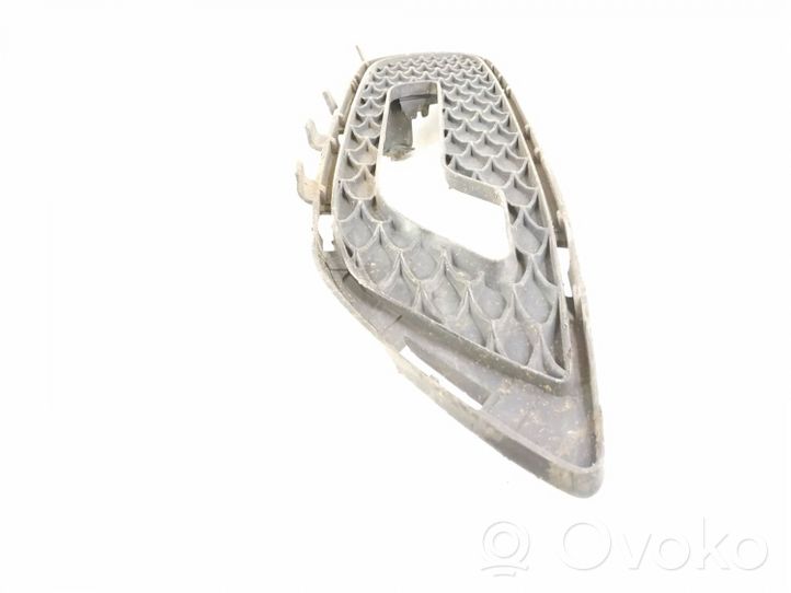 Mercedes-Benz E W212 Grille inférieure de pare-chocs avant 2128851423