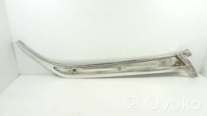 Mercedes-Benz S W116 Etuoven lasin muotolista 1166980589