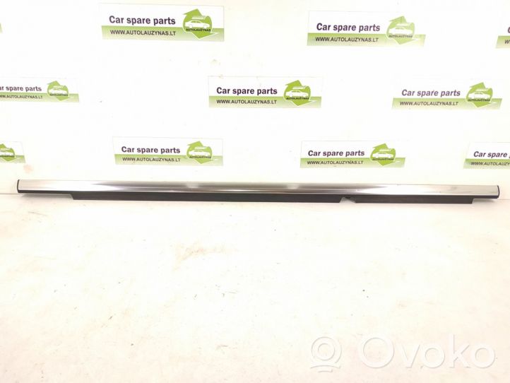 Mercedes-Benz GLK (X204) Moulures des vitres de la porte arrière A2047353465