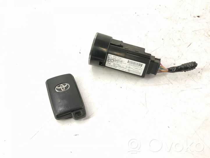 Toyota Yaris Bouton poussoir de démarrage du moteur DALISID3278