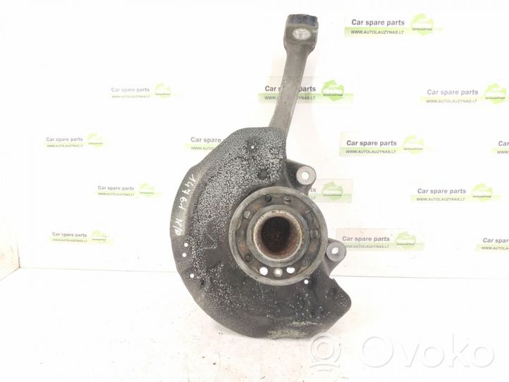 Mercedes-Benz C W205 Front wheel hub 