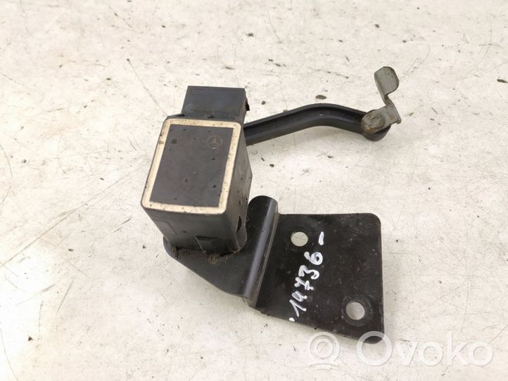 Mercedes-Benz ML W164 Air suspension front height level sensor 