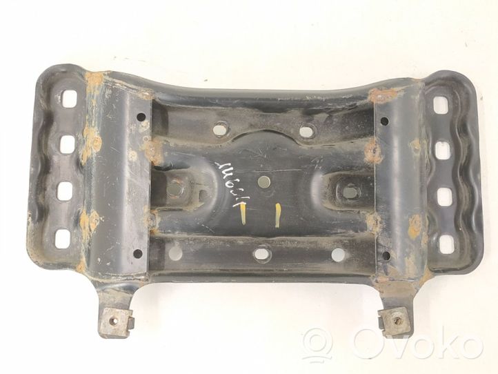 Mercedes-Benz E W212 Supporto di montaggio scatola del cambio DALISID2373