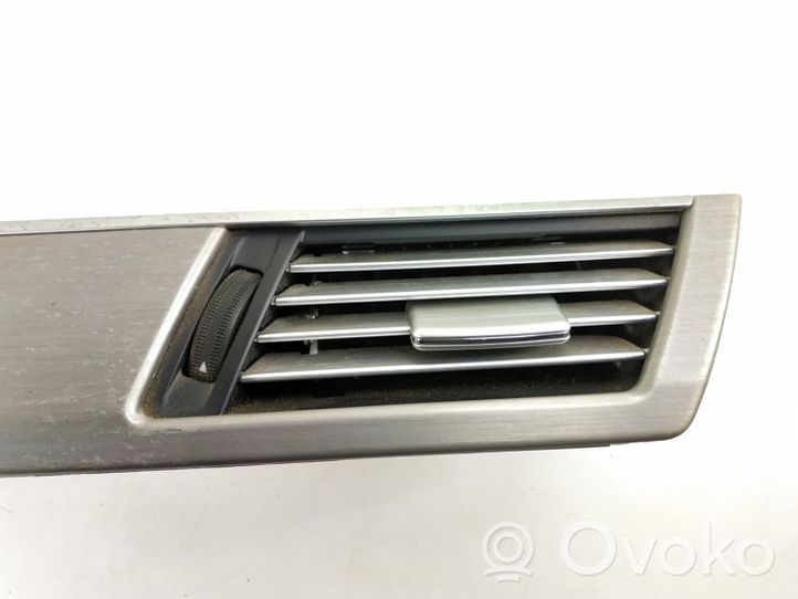 Mercedes-Benz E W212 Grille d'aération centrale DALISID2637