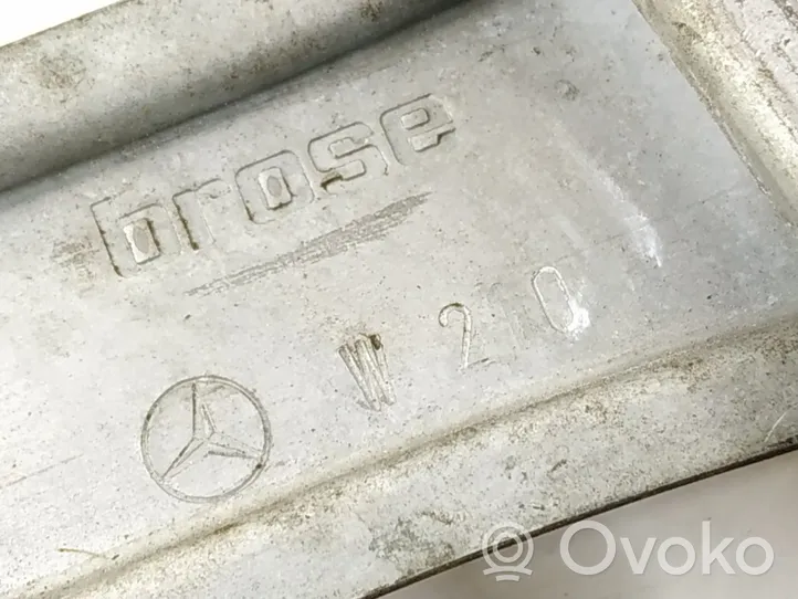 Mercedes-Benz E W210 Lève-vitre électrique de porte avant 