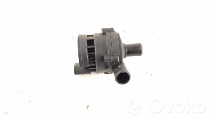 Mercedes-Benz GLE (W166 - C292) Pompe à eau de liquide de refroidissement 