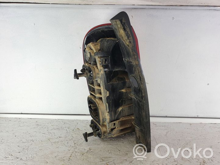 Dacia Duster Lampa tylna R1S12AARF1