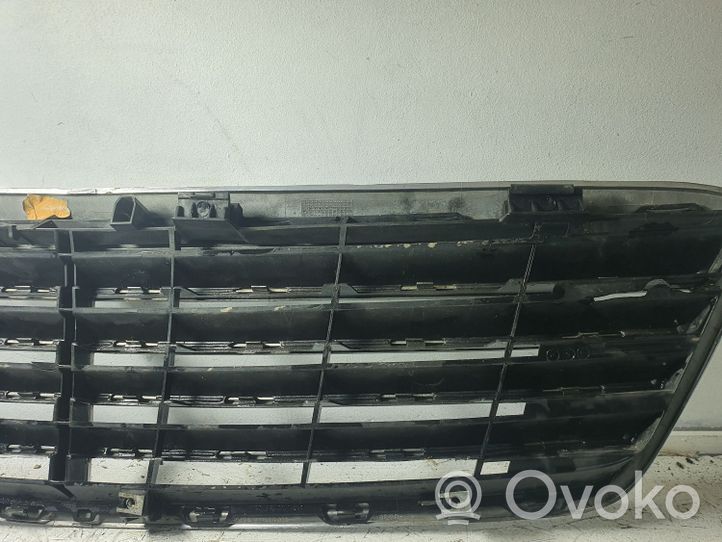 Mercedes-Benz S W220 Grille de calandre avant A2208800383