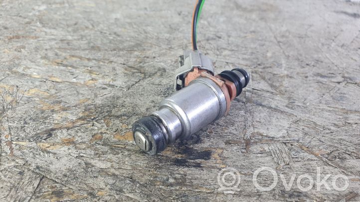 Toyota Celica T160 Injecteur de carburant 2325074080