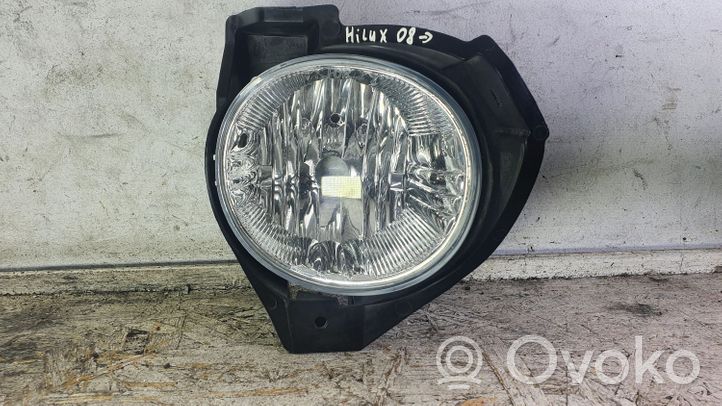 Toyota Hilux (AN10, AN20, AN30) Miglas lukturis priekšā 