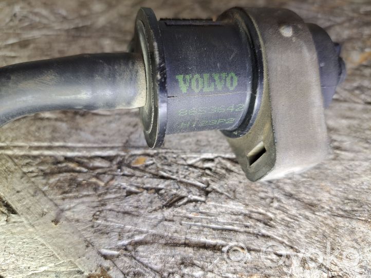 Volvo S40 Valvola di depressione 8653642