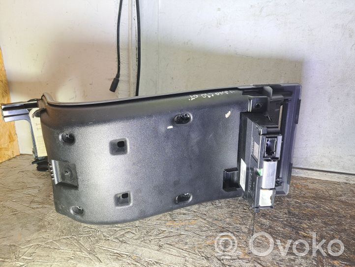 Volvo C30 Console centrale, commande chauffage/clim 8623064