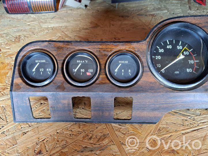 VAZ 2106 Speedometer (instrument cluster) 