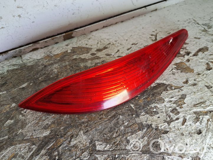 Opel Astra H Rear tail light reflector 13264023