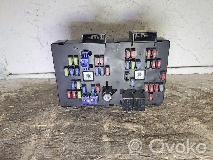 Opel Antara Module de fusibles C105IP