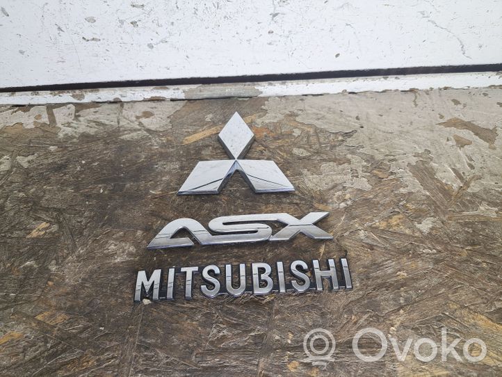 Mitsubishi ASX Gamintojo ženkliukas/ modelio raidės 7415A358