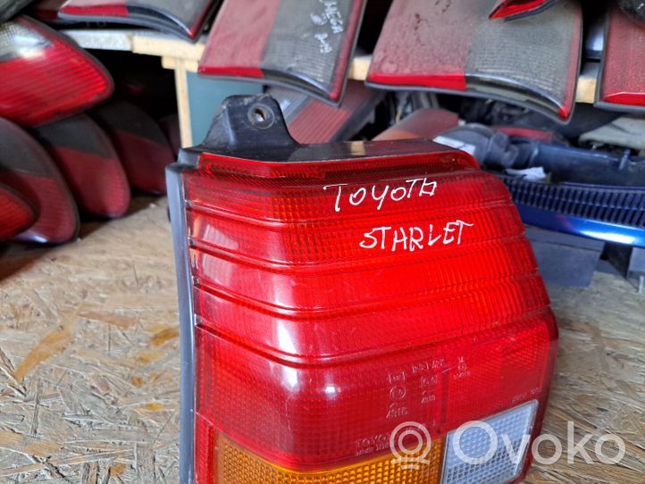 Toyota Starlet (P70) III Feux arrière / postérieurs 1043