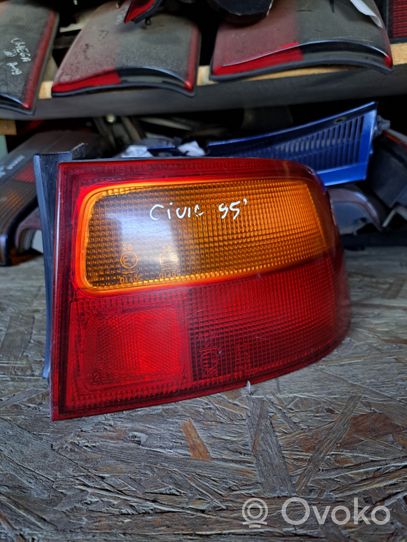 Honda Civic Rear/tail lights 0431120