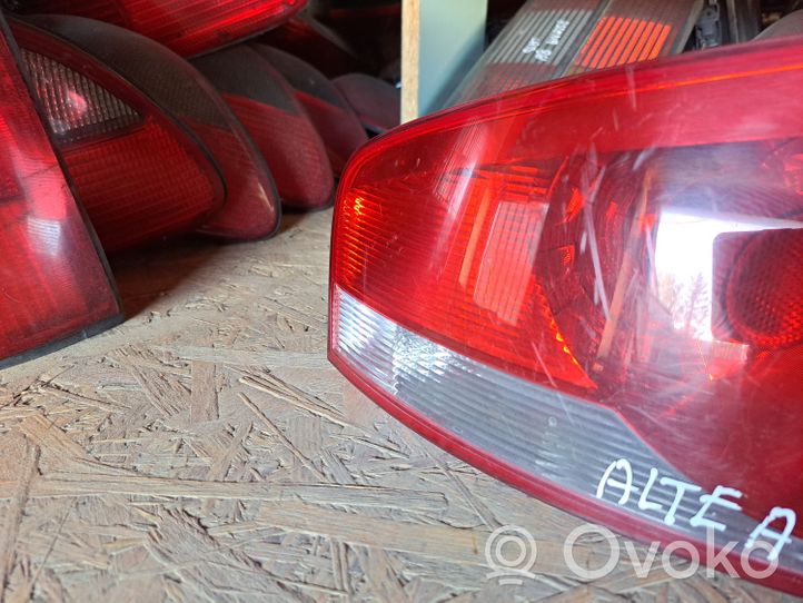 Seat Altea XL Lampa tylna 5P8945095A