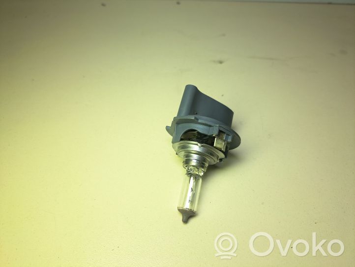 Volkswagen Golf V Element lampy przedniej 1300636308