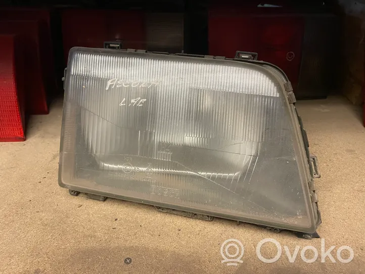 Opel Ascona C Lampa przednia 0301063132