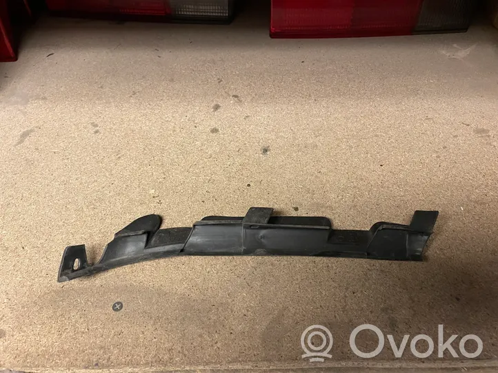 Audi A4 S4 B5 8D Rivestimento sotto il faro/fanale 1301016056