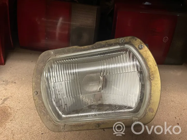 Moskvich 412 Lampa przednia G22024