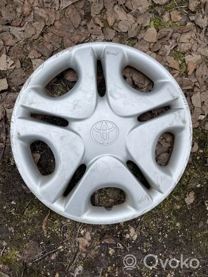 Toyota Corolla E110 R 14 riteņa dekoratīvais disks (-i) 2322