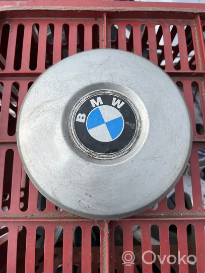 BMW 5 E12 Alkuperäinen pölykapseli 