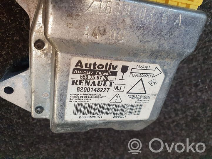 Renault Laguna I Turvatyynyn ohjainlaite/moduuli 550758700