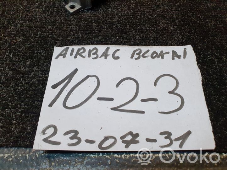 Mercedes-Benz C W203 Sterownik / Moduł Airbag 0285001373