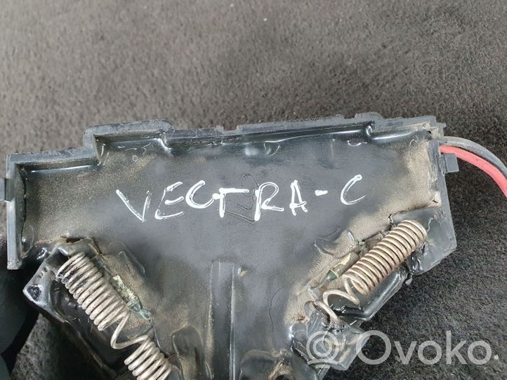 Opel Vectra C Coolant fan relay 