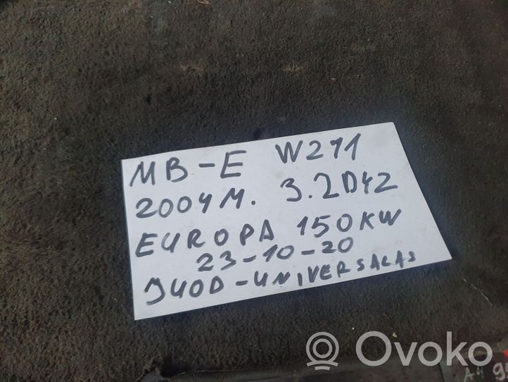 Mercedes-Benz E W211 Siłownik maski przedniej Q4A2118800029