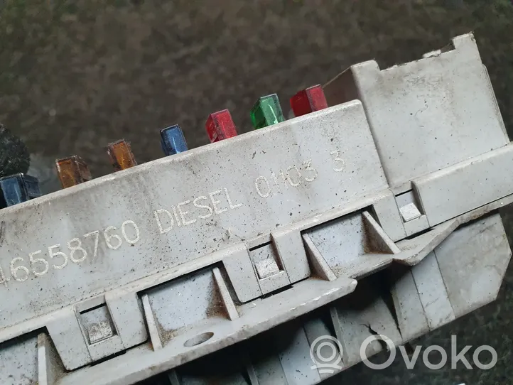 Alfa Romeo 147 Fuse box set 46558760