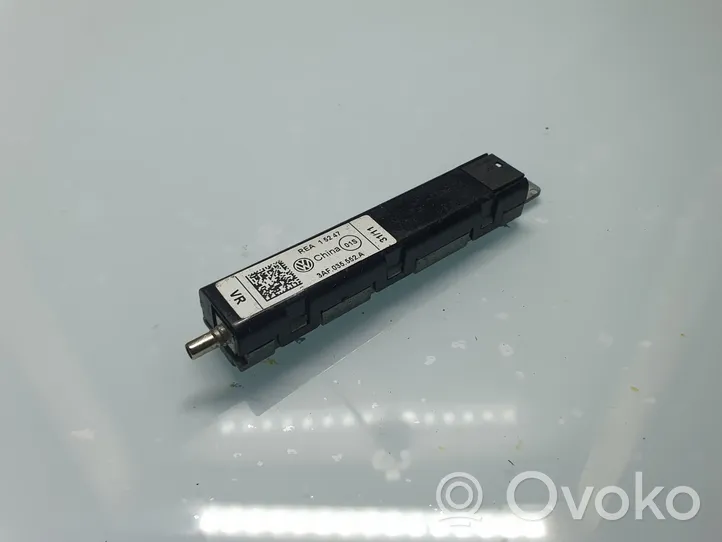 Volkswagen PASSAT B7 Aerial antenna amplifier 3AF035552A