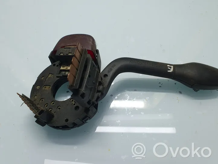 Volkswagen Polo Posūkių/ šviesų rankenėlė QB91007