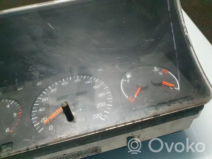 Volvo 440 Compteur de vitesse tableau de bord 