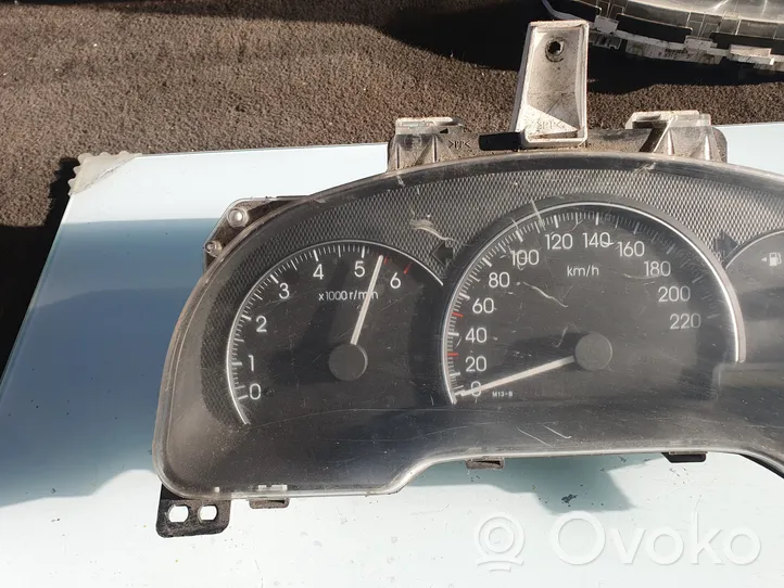 Toyota Avensis Verso Speedometer (instrument cluster) 