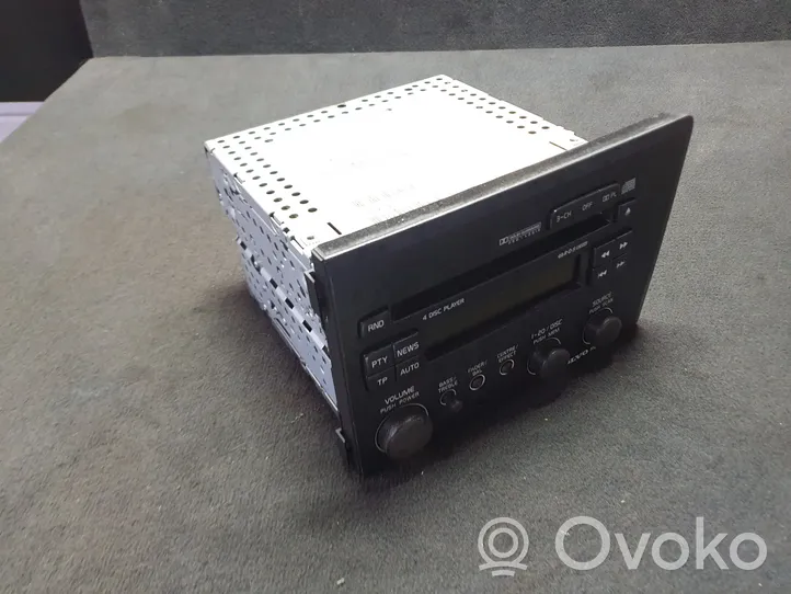 Volvo V70 Unidad delantera de radio/CD/DVD/GPS 306576381