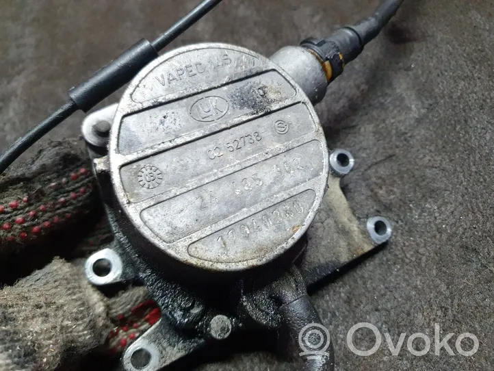 Opel Vectra C Pompe à vide 0252738