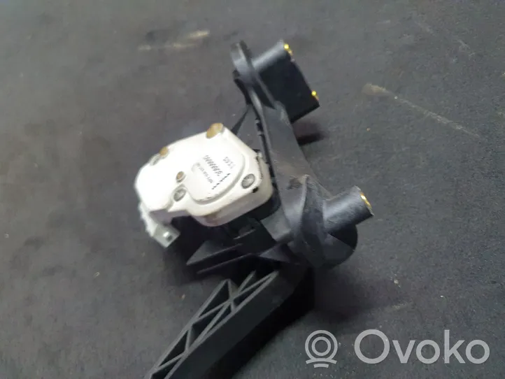 Volvo V70 Pedal del acelerador 30666660