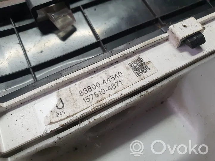 Toyota Avensis Verso Tachimetro (quadro strumenti) 8380044540