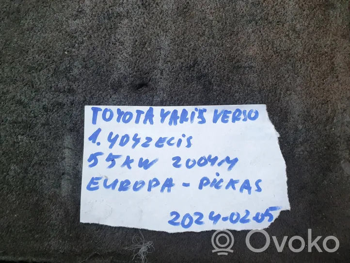 Toyota Yaris Verso Trzecie światło stop 