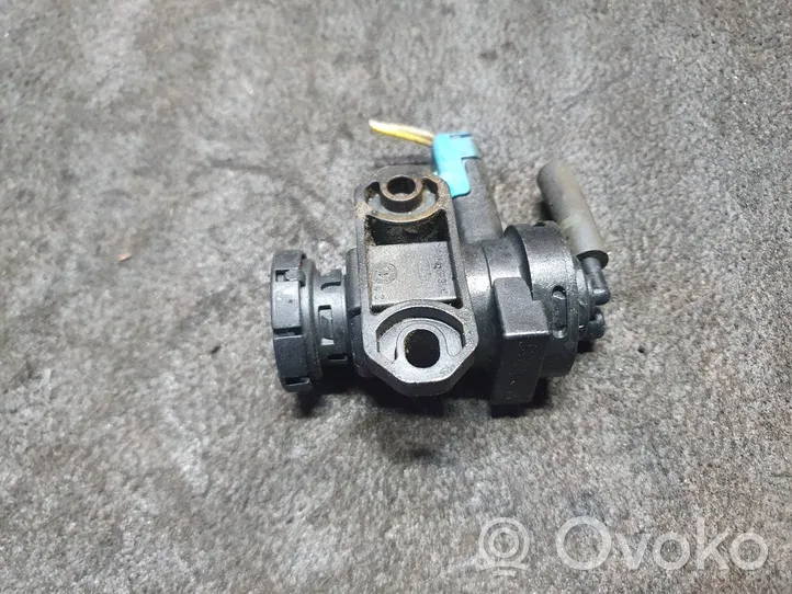 Peugeot 607 Solenoīda vārsts 9635704380