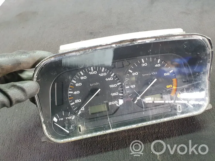 Volkswagen Polo III 6N 6N2 6NF Geschwindigkeitsmesser Cockpit 87001323