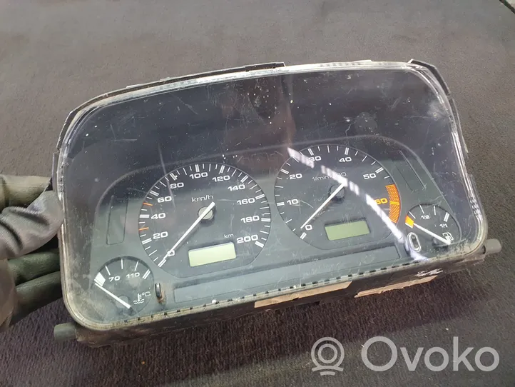 Volkswagen Polo III 6N 6N2 6NF Compteur de vitesse tableau de bord 87001323