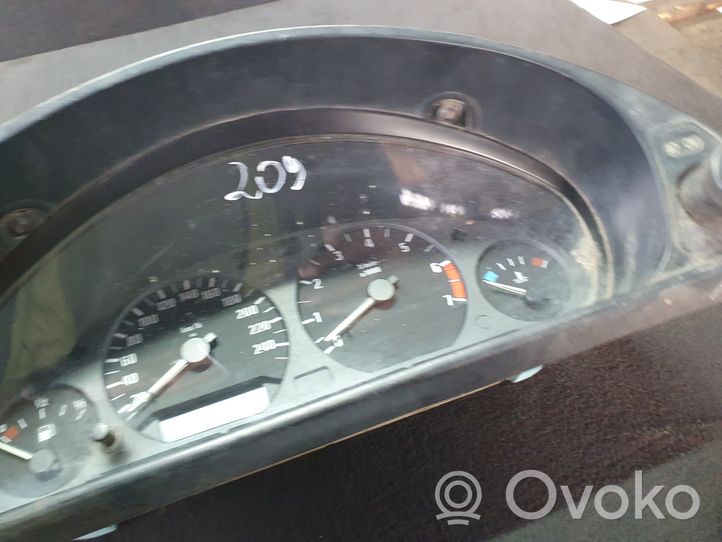 BMW 3 E36 Tachimetro (quadro strumenti) 88311221