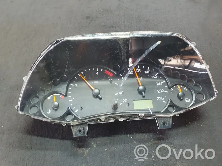 Ford Focus Tachimetro (quadro strumenti) 98AP10B885AA